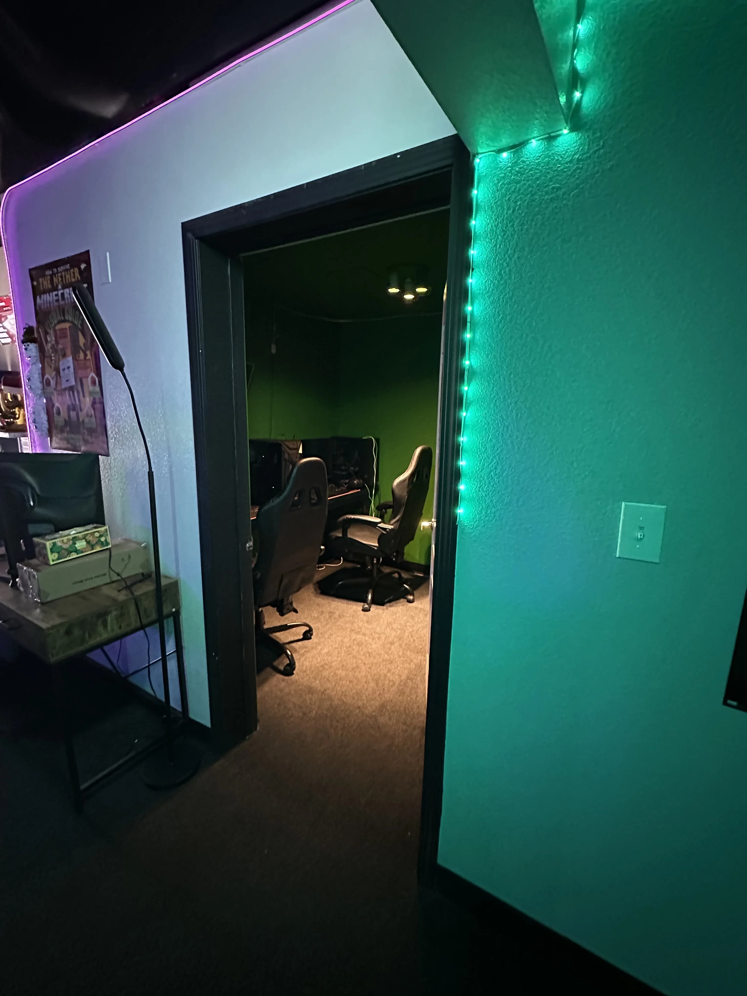 Inside EVO CLUB, the PC gaming lounge in Las Vegas Chinatown — photo 91