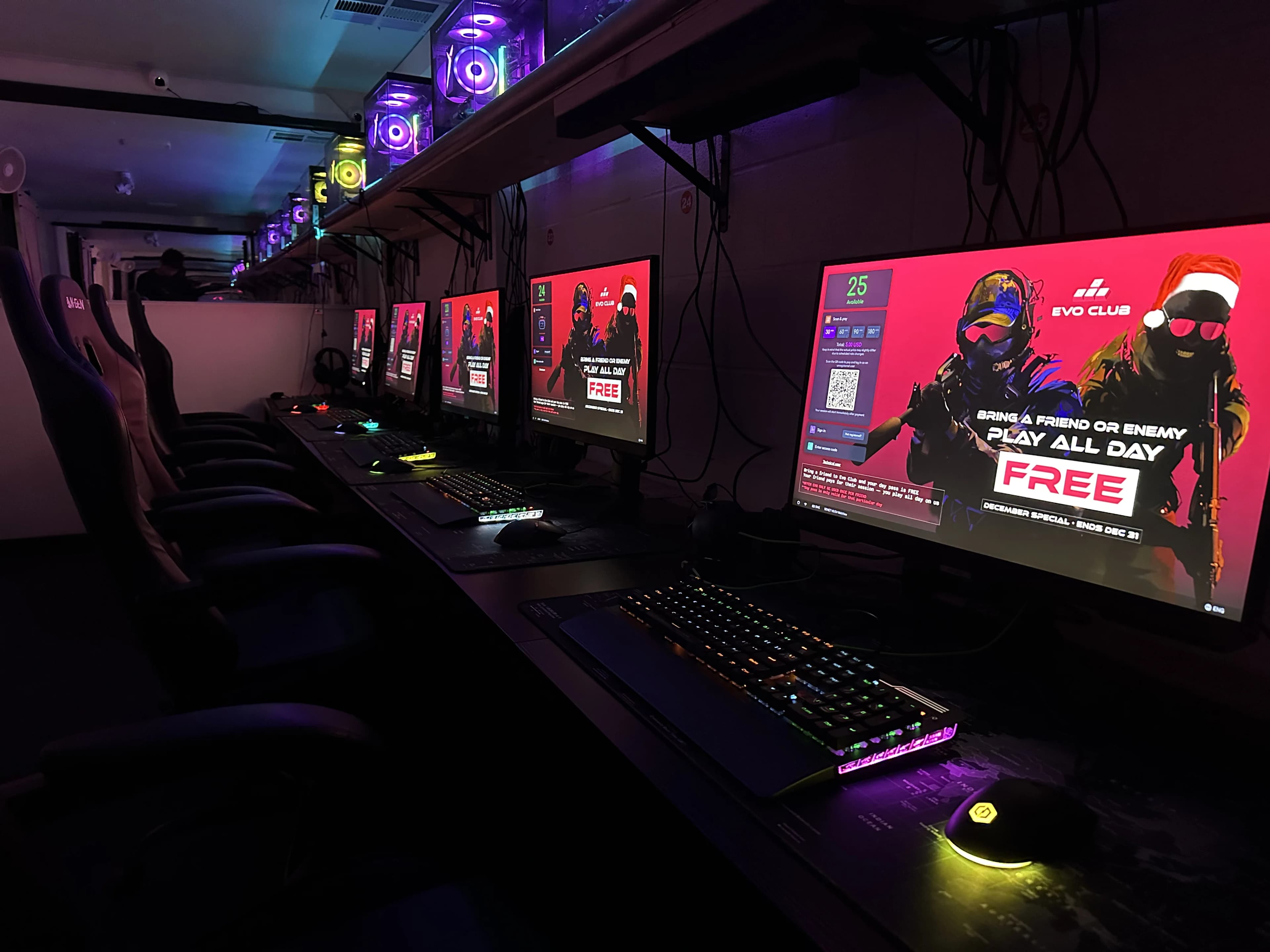 Inside EVO CLUB, the PC gaming lounge in Las Vegas Chinatown — photo 54