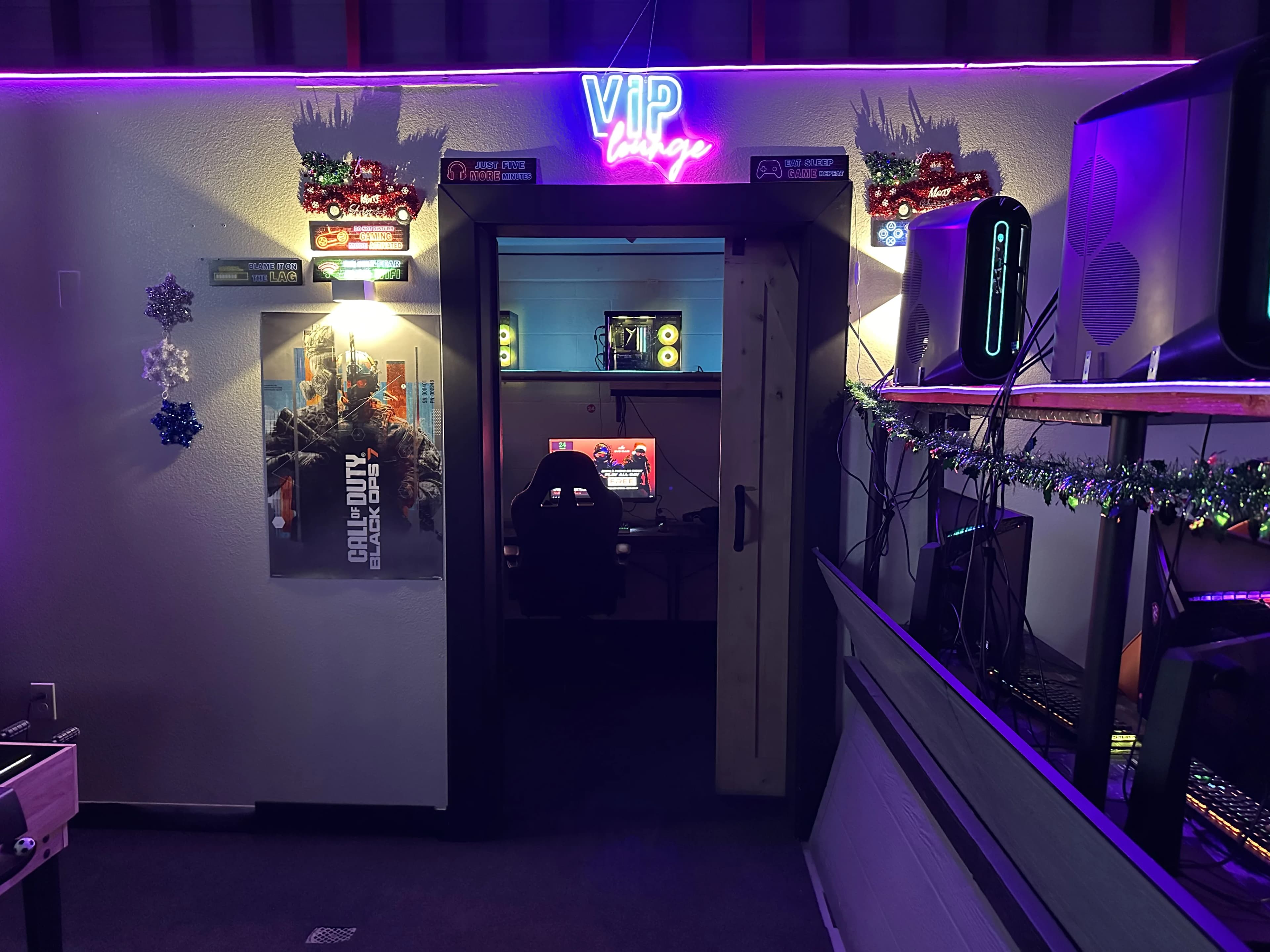 Inside EVO CLUB, the PC gaming lounge in Las Vegas Chinatown — photo 66
