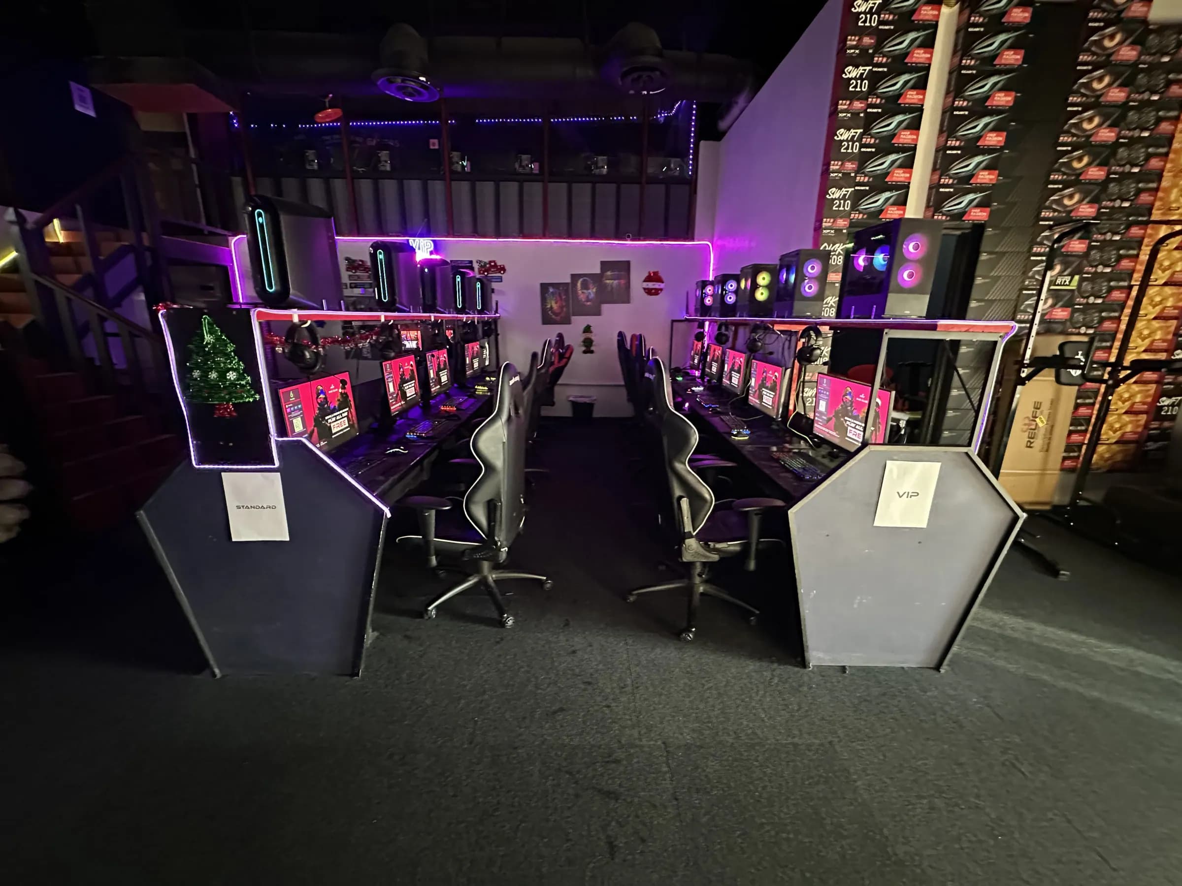 Inside EVO CLUB, the PC gaming lounge in Las Vegas Chinatown — photo 82