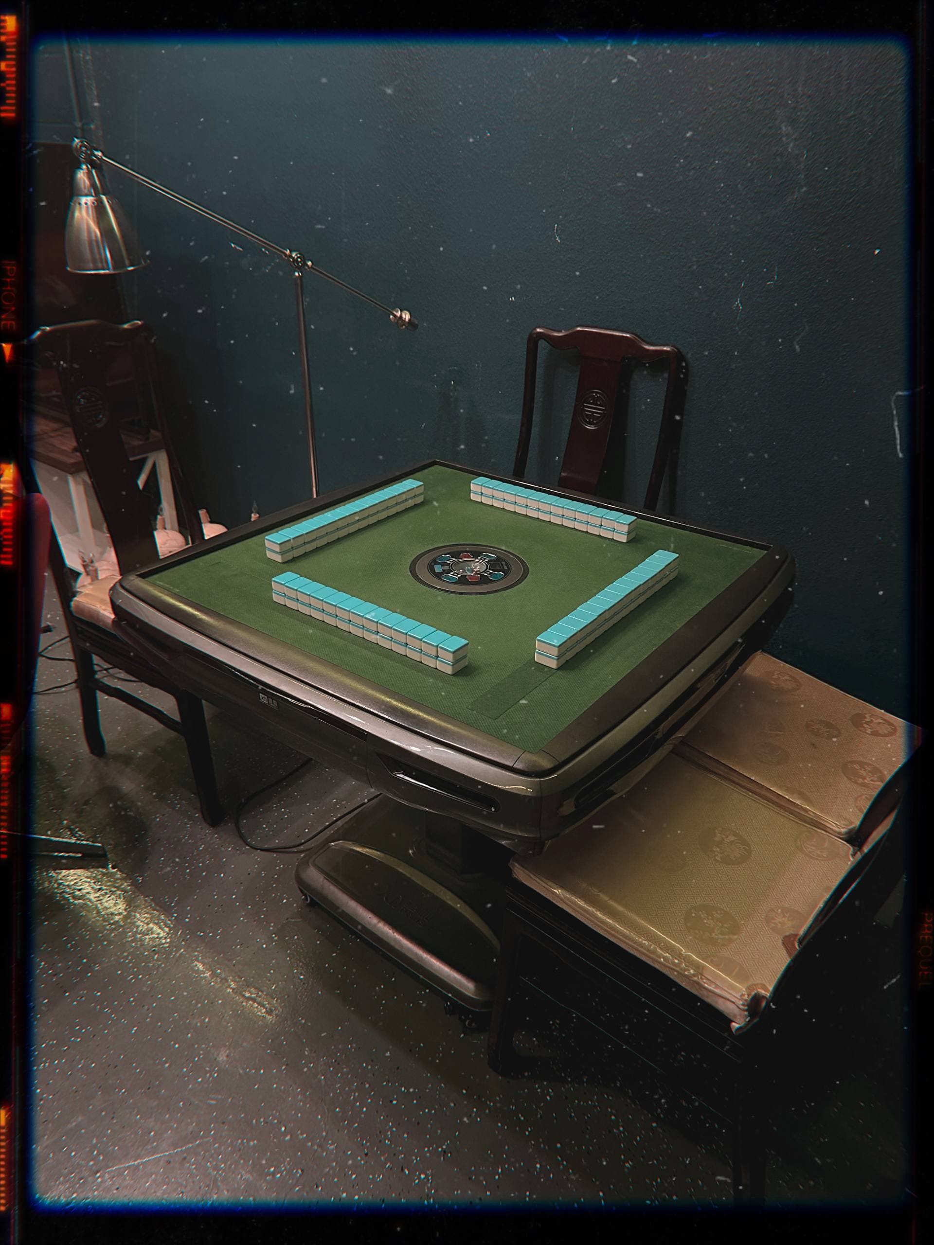 Automatic mahjong table